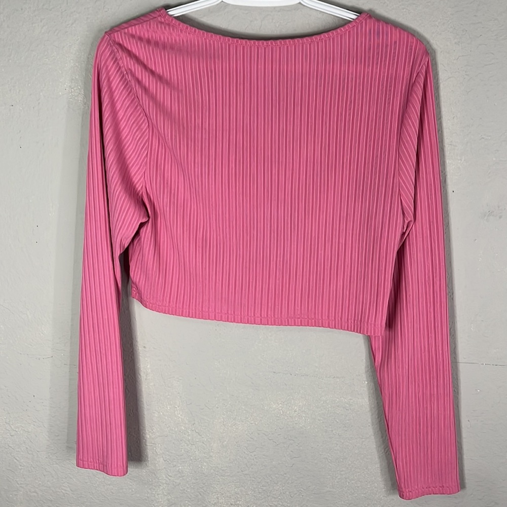 Pink top - Picture 2 of 2